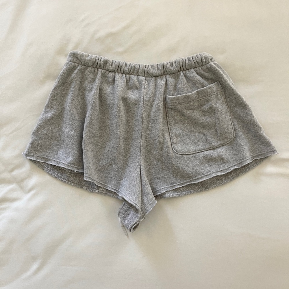 GREY SHORTS - Picture 4 of 5